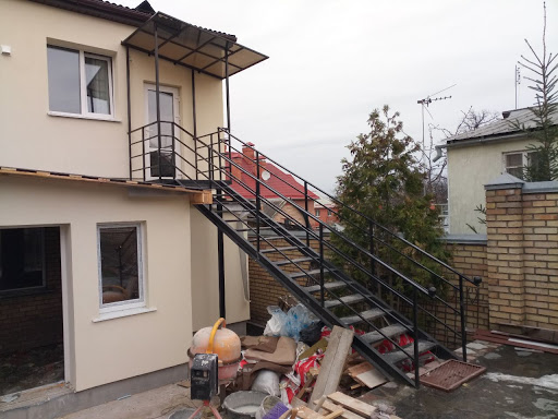 Сварочные работы и ремонт дверей в Борисполе