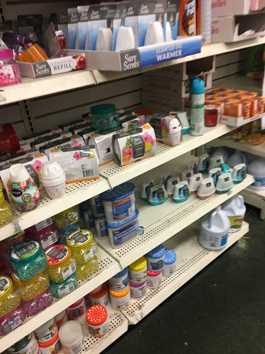 Dollar Store «Dollar Tree», reviews and photos, 900 San Fernando Rd, San Fernando, CA 91340, USA