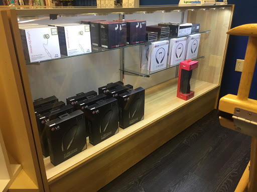 Cell Phone Store «Cellular Currency», reviews and photos, 911 Graham Rd #36, Cuyahoga Falls, OH 44221, USA