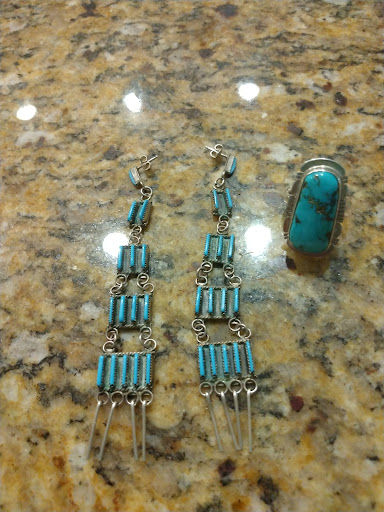 Jewelry Store «Silver Eagle Gallery», reviews and photos, 850 5th Ave S Suite B, Naples, FL 34102, USA