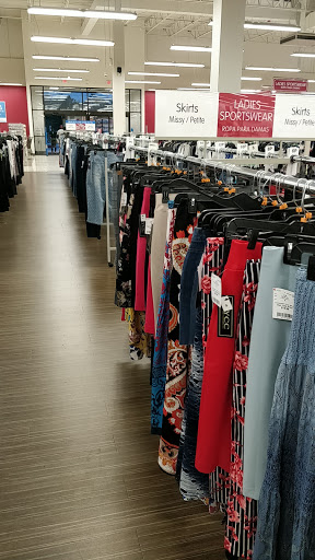 Clothing Store «Burlington Coat Factory», reviews and photos, 16590 N Fwy Service Rd, Conroe, TX 77384, USA