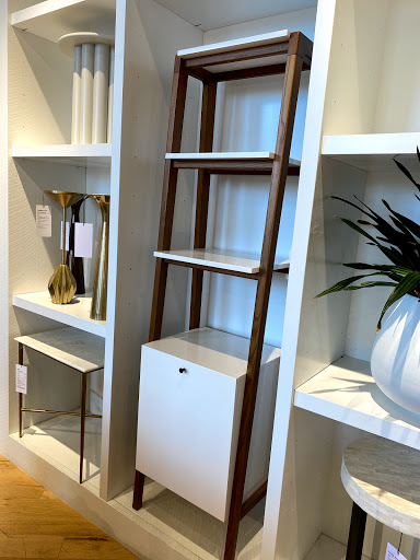 Furniture Store «west elm», reviews and photos, 5307 E Mockingbird Ln #100, Dallas, TX 75206, USA