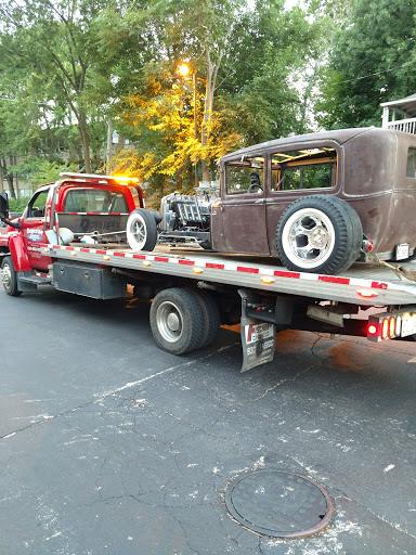 Auto Body Shop «Kubis Auto Body», reviews and photos, 20 W Naperville Rd, Westmont, IL 60559, USA