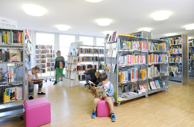 Rezensionen über Gemeinde- und Schulbibliothek Binningen in Basel - Buchhandlung