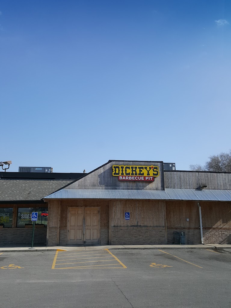 Dickey's Barbecue Pit 64068