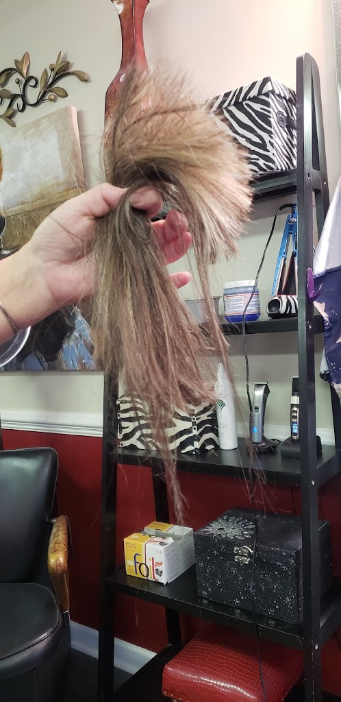 La-T-Da's Hair Salon 30180