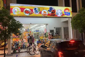 Warm Mart Toys & Bicycles Shop ( Semenyih ) image