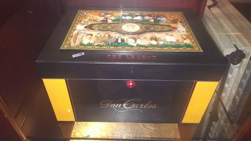 Tobacco Shop «Smoke Inn», reviews and photos, 801 Village Blvd #305, West Palm Beach, FL 33409, USA