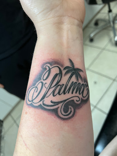 Explore henna foot tattoo ideas, creative tattoo ideas in Myrtle Beach, available at Myrtle Beach Ink