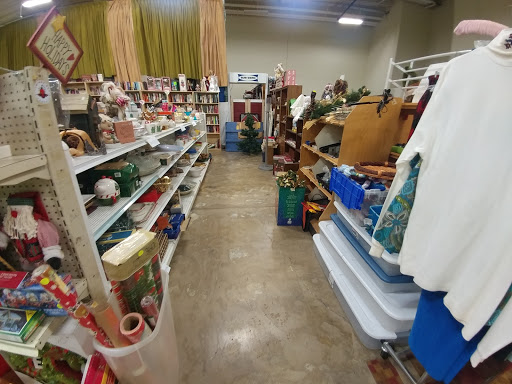 Thrift Store «Simply Thrift and Gift», reviews and photos, 6719 Q St, Sacramento, CA 95819, USA