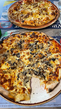 Pizza du Pizzeria Santa fé à Merville-Franceville-Plage - n°10