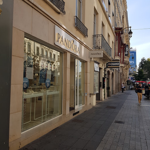 Earring shops in Lyon