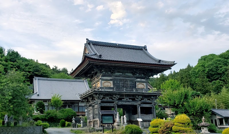 瑞川山 満蔵寺