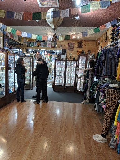 Tobacco Shop «Hunky Dory Pipe & Tobacco», reviews and photos, 271 W 7th Ave, Eugene, OR 97401, USA