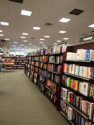 Book Store «Barnes & Noble», reviews and photos, 828 County Rd 42 W, Burnsville, MN 55337, USA