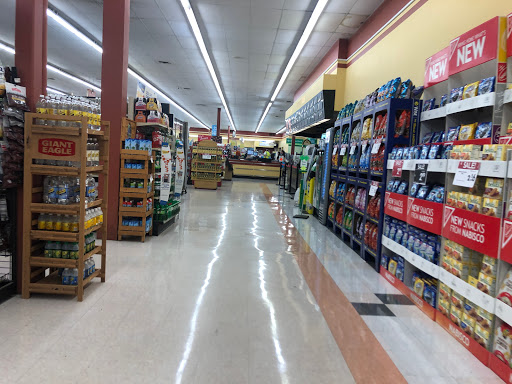 Supermarket «Giant Eagle Supermarket», reviews and photos, 1300 Country Club Rd, Monongahela, PA 15063, USA