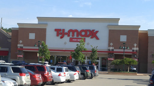 T.J. Maxx, 9590 Village Pl Blvd, Brighton, MI 48116, USA, 