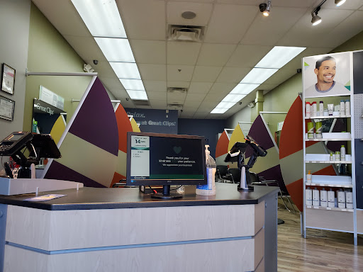 Hair Salon «Great Clips», reviews and photos, 1301 W Glade Rd #120, Euless, TX 76039, USA