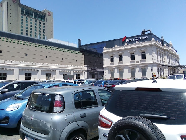 Opiniones de CONTRATADO/P.CARRETAS SHOPPING en Montevideo - Centro comercial