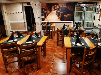 Restaurante Uztarri Herriko Plaza, 3, 20749 Aizarnazabal, Gipuzkoa, España