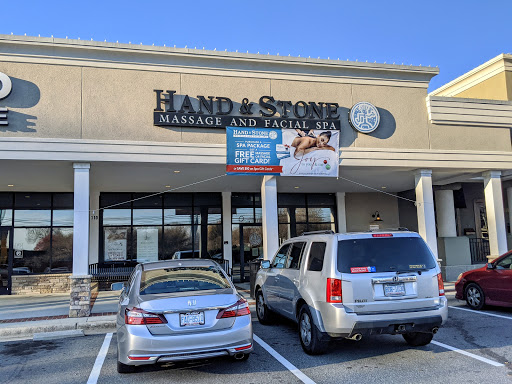 Shopping Mall «Thruway Shopping Center», reviews and photos, 300 S Stratford Rd, Winston-Salem, NC 27103, USA