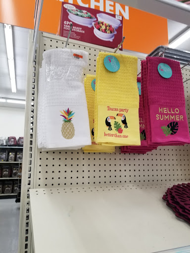 Discount Store «Big Lots», reviews and photos, 1030 Main St, Layton, UT 84041, USA