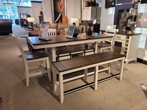 Furniture Store «Rooms To Go Furniture Store - Port Richey», reviews and photos, 9500 Scenic Dr, Port Richey, FL 34668, USA