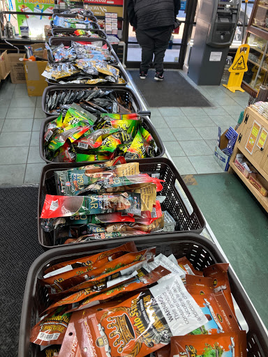 Tobacco Shop «Brockton smoke shop», reviews and photos, 793 Crescent St #1, Brockton, MA 02302, USA