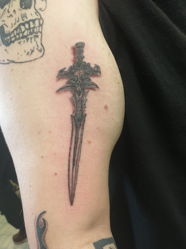 Explore shaded tattoo sleeve ideas, creative tattoo ideas in Carbondale, available at MsCandyTattoo