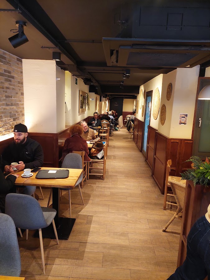 Santagloria Coffee & Bakery