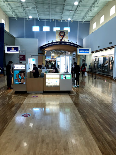 Sporting Goods Store «Bass Pro Shops», reviews and photos, 4500 Baldwin Rd, Auburn Hills, MI 48326, USA