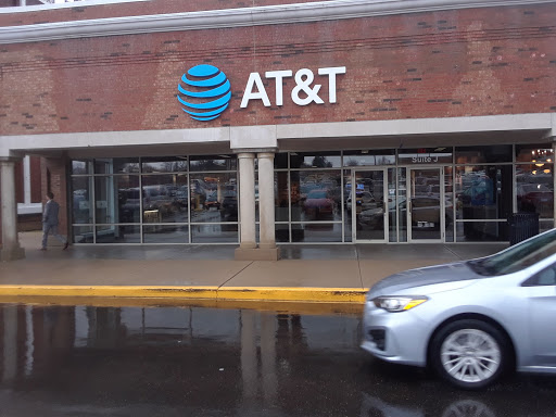 Cell Phone Store «AT&T», reviews and photos, 2692 Madison Rd j, Cincinnati, OH 45208, USA