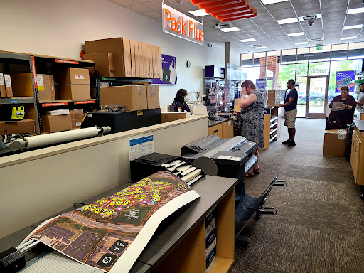 Print Shop «FedEx Office Print & Ship Center», reviews and photos, 22000 Dulles Retail Plaza #170, Sterling, VA 20166, USA