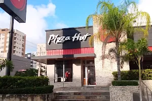 Pizza Hut Tiradentes image