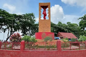 Boro Station | বড় স্টেশন image