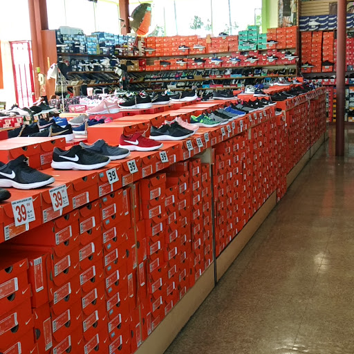 Shoe Store «Shoe City - Anaheim», reviews and photos, 101 E Ball Rd, Anaheim, CA 92805, USA