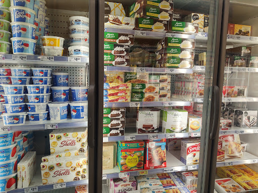 Grocery Store «H-E-B Grocery», reviews and photos, 407 S Adams St, Fredericksburg, TX 78624, USA