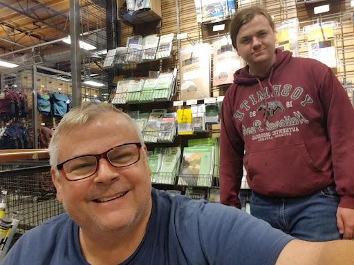 Camping Store «REI», reviews and photos, 7810 N Blackstone Ave, Fresno, CA 93720, USA