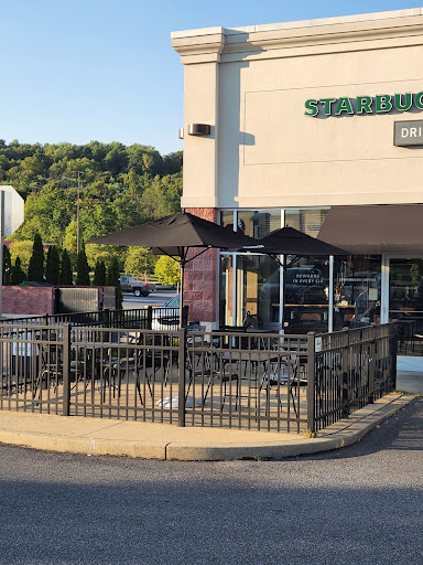 Starbucks, 840 E Main St, Ephrata, PA 17522, USA, 