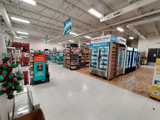 Pet Supply Store «Petco Animal Supplies», reviews and photos, 7590 150th St W, Apple Valley, MN 55124, USA