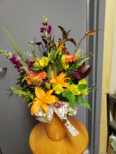 Florist «Country Gardens Blair Florist», reviews and photos, 1502 Washington St, Blair, NE 68008, USA