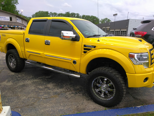 Car Dealer «Kunes Country Ford Stateline Superstore», reviews and photos, 104 IL-173, Antioch, IL 60002, USA