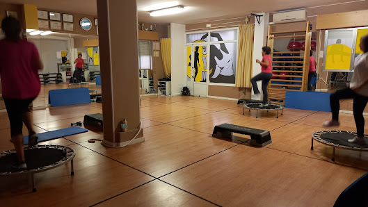 Helena Fitness Gym · Yoga & Pilates Center C. Gerona, 3, 37500 Cdad. Rodrigo, Salamanca, España