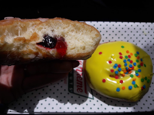 Bakery «Krispy Kreme Doughnuts», reviews and photos, 9950 SE 82nd Ave, Portland, OR 97086, USA