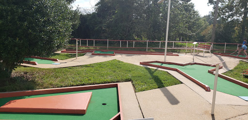 Miniature Golf Course «Putt Putt Fun Center», reviews and photos, 1515 Putt Putt Pl, Charlottesville, VA 22901, USA