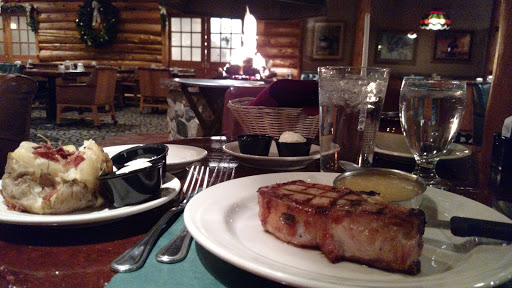 Hotel «Sawmill Inn of Grand Rapids», reviews and photos, 2301 US-169, Grand Rapids, MN 55744, USA