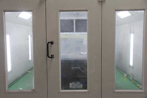 Auto Body Shop «Laguna Beach Auto Body», reviews and photos, 1805 Laguna Canyon Rd, Laguna Beach, CA 92651, USA