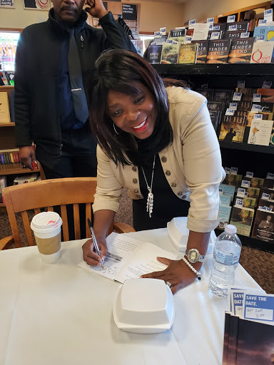 Shopping Mall «Lincoln Heights Village Shopping Center», reviews and photos, 4701-4737 E. E Douglas Ave, Wichita, KS 67218, USA