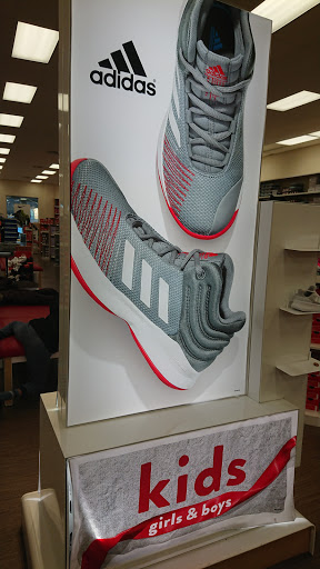 Shoe Store «Famous Footwear», reviews and photos, 1515 US-22 #42, Watchung, NJ 07069, USA