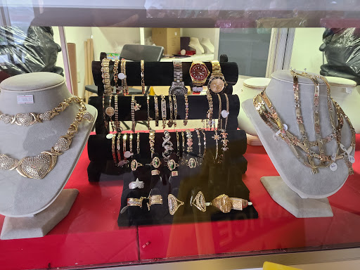 Shopping Mall «Shop City Shopping Center», reviews and photos, 105 Shop City Plaza, Syracuse, NY 13206, USA